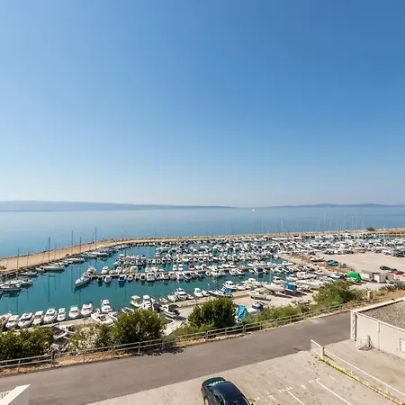 Seaside Penthouse With Hot Tub Sky Living شقة *