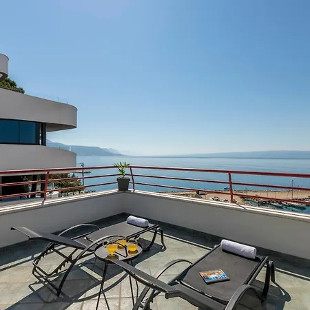 Seaside Penthouse With Hot Tub Sky Living شقة *