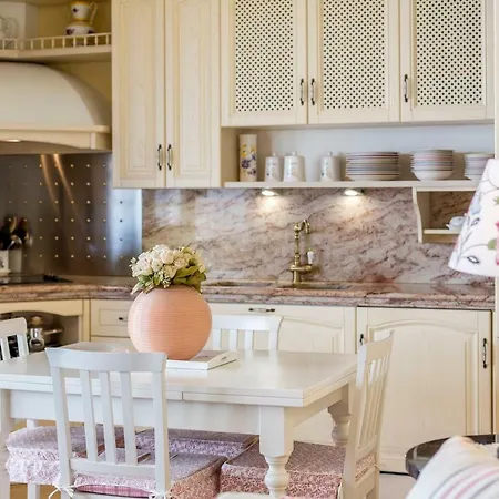 Seaside Penthouse With Hot Tub Sky Living شقة